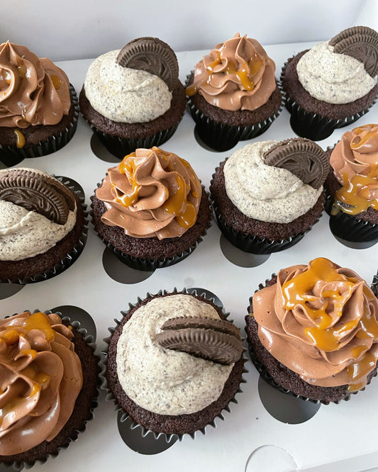 Cookies n Cream and Chocolate Caramel Cupcakes